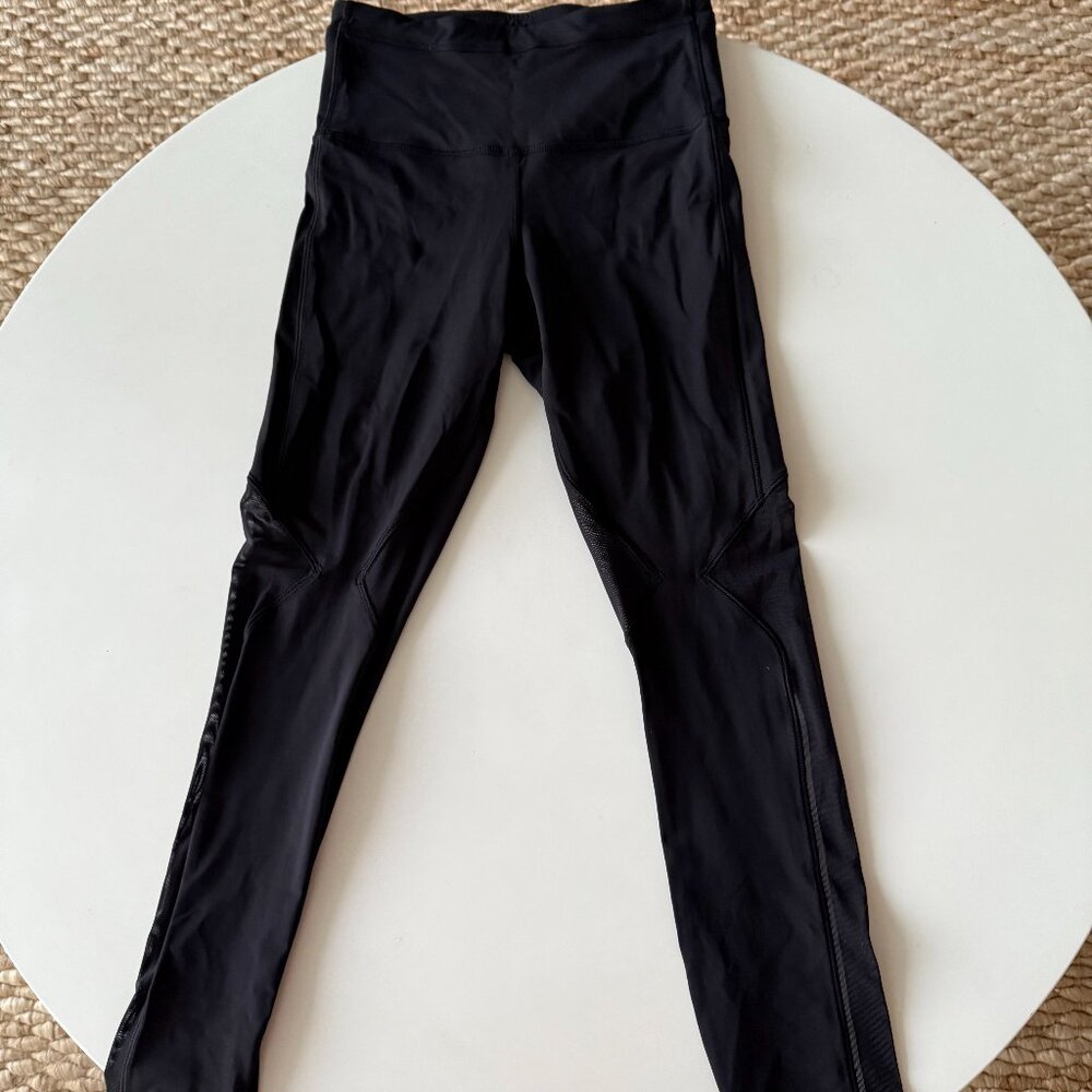 LululemonMesh Cut Out Leggings Black Size 4 NWOT
